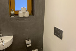 WC 2 WC 2