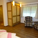 Photo of Double room, shower, toilet, balcony | © Pension Tannenhof - Leogang