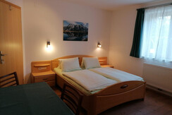 Schlafzimmer EG 3 Schlafzimmer EG 3