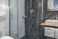 Badezimmer mit Du/WC Badezimmer mit Du/WC