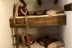 Stockbetten im Schlafzimmer 2