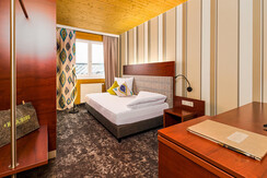 Single room Etro style Single room Etro style