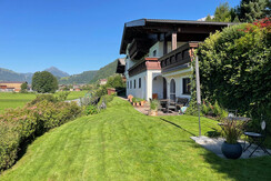 abgegrenzter direkt zugänglicher Kinderspielplatz abgegrenzter direkt zugänglicher Kinderspielplatz