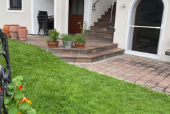 Eingang GAP mit Abgangstreppe Eingang GAP mit Abgangstreppe