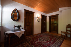 Zugang im OG zu den DZ I und II Zugang im OG zu den DZ I und II