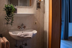dusche-ferienwohnung-hanna-leogang dusche-ferienwohnung-hanna-leogang