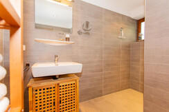 IMG_1013 IMG_1013