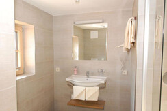 20154210117871_2.jpg-750x500