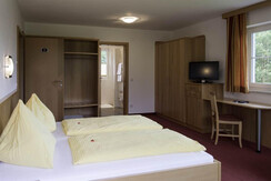 digital_13x18_cb_photography_Zimmer_Gaststube-15