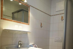 Bad Doppelzimmer