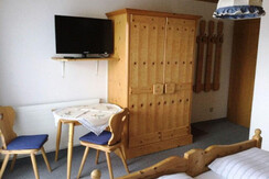 1534078_eb 1534078_eb