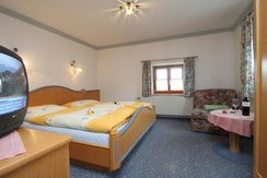 Zimmer 2. Stock Zimmer 2. Stock