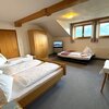 Photo of room with 4 beds with shower, WC