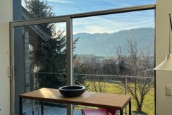 E1689C49-3A42-40A0-A036-4CF07CF3DEF6