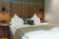 7_focus-media_web_komfortzimmer-pinzgauerin8