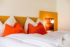 2018-06-20-salzburgerhof-zimmer-405-7180 2018-06-20-salzburgerhof-zimmer-405-7180