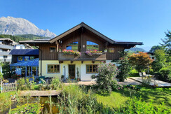 vomLandl Natur Apartment EschenWald mit Garten