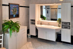 großzügiges Badezimmer, EschenWald